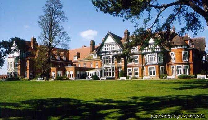 Woodlands Park Hotel Собхэм Экстерьер фото